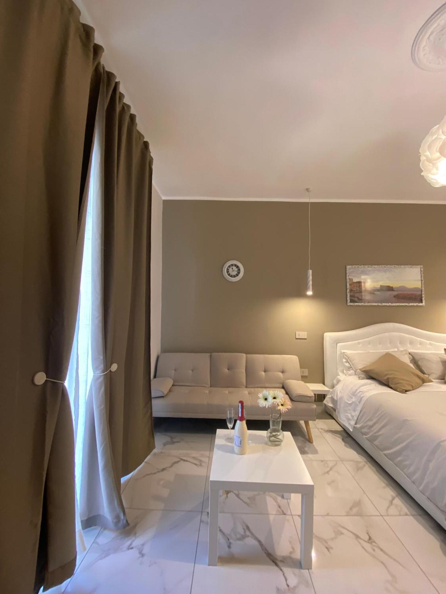 Bed and breakfast La Dimora Di Marti " Vicino Al Centro Storico Di Napoli" Extérieur photo