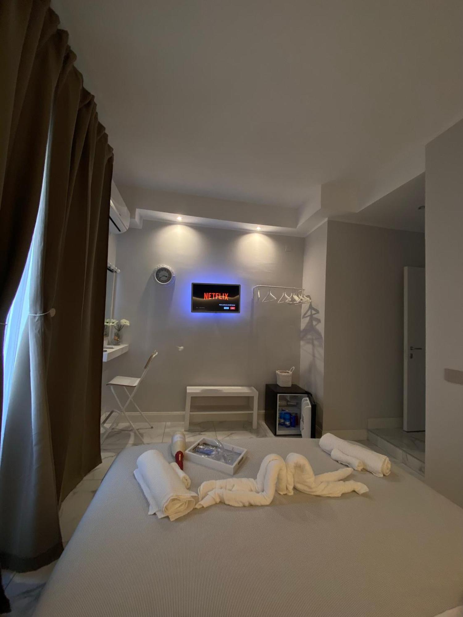 Bed and breakfast La Dimora Di Marti " Vicino Al Centro Storico Di Napoli" Extérieur photo