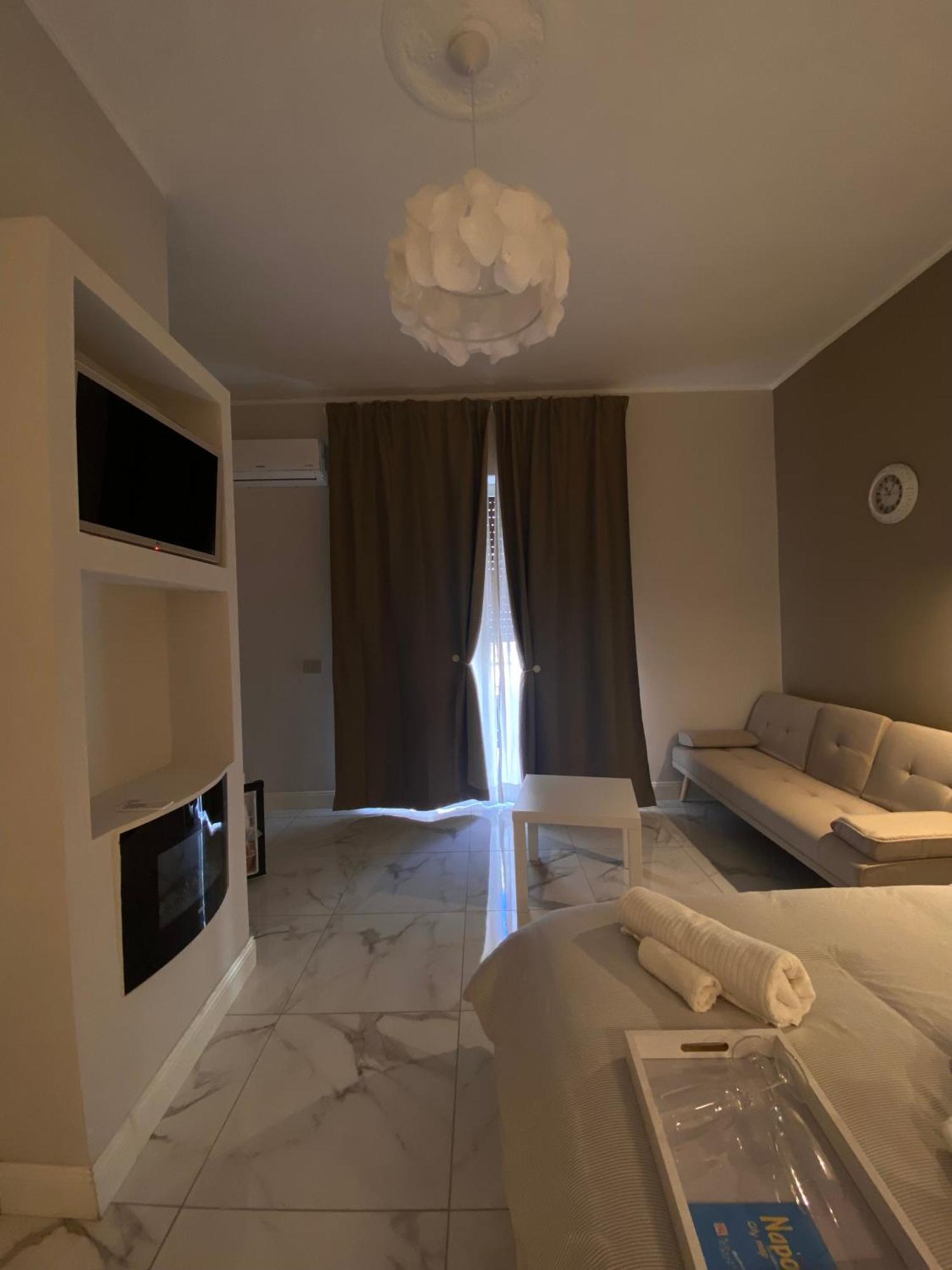 Bed and breakfast La Dimora Di Marti " Vicino Al Centro Storico Di Napoli" Extérieur photo