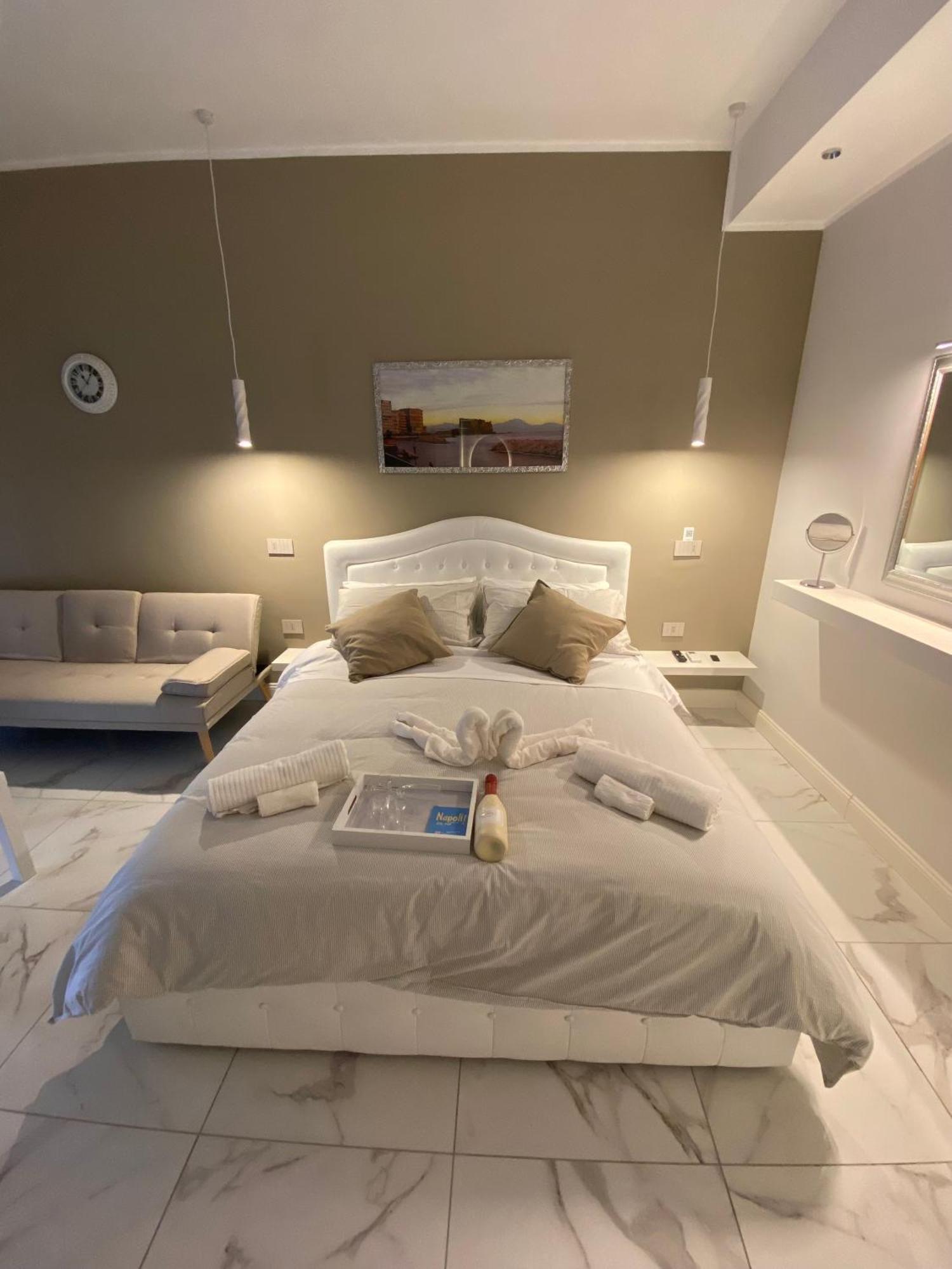 Bed and breakfast La Dimora Di Marti " Vicino Al Centro Storico Di Napoli" Extérieur photo