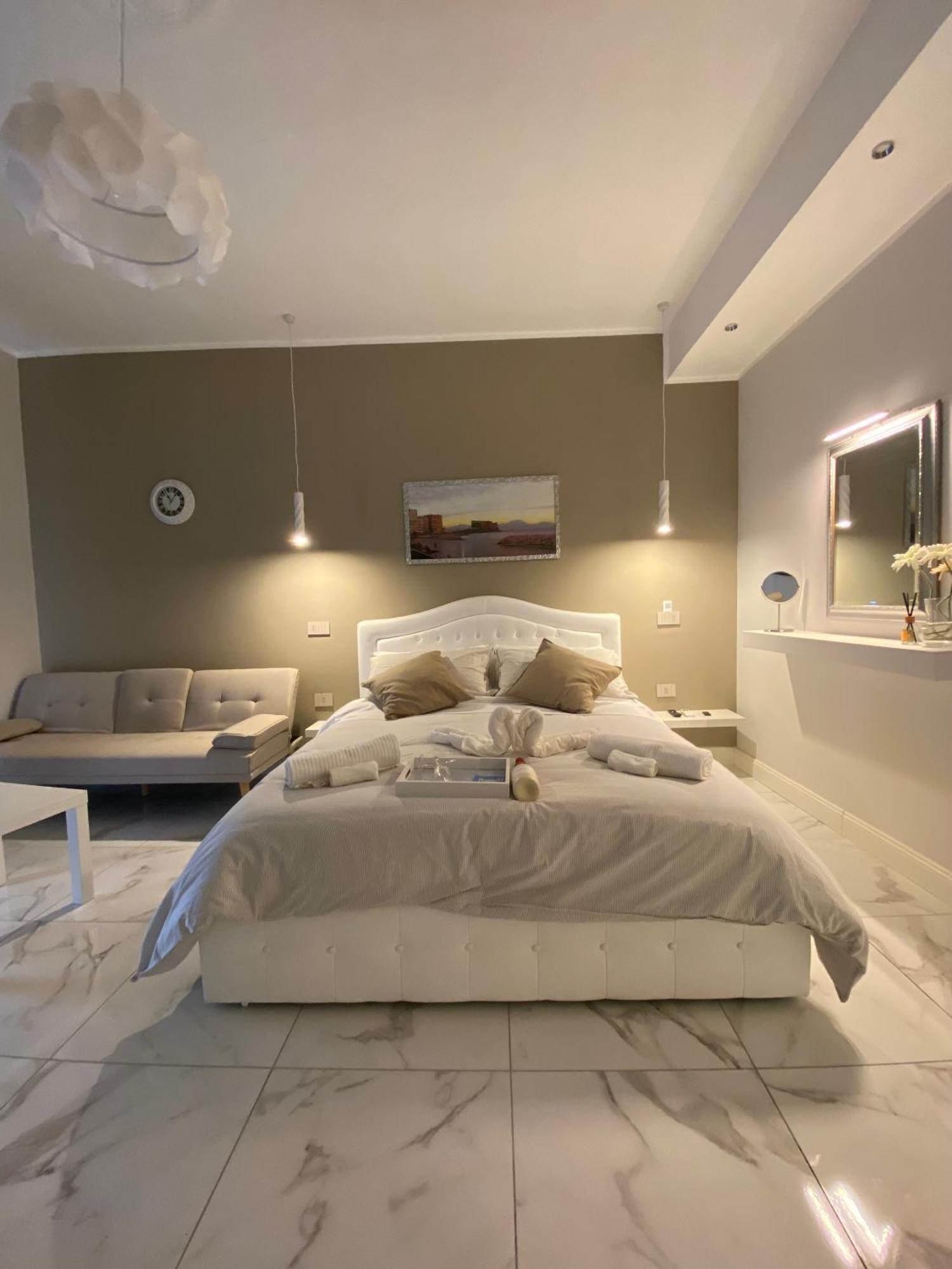 Bed and breakfast La Dimora Di Marti " Vicino Al Centro Storico Di Napoli" Extérieur photo